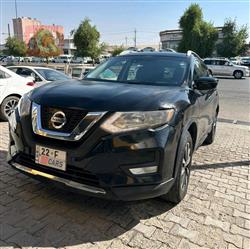 نيسان روج